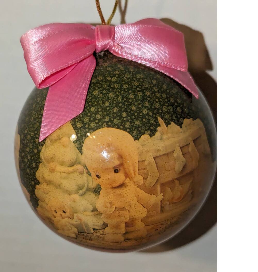 1994 Precious Moments Christmas Morning Decoupage Christmas Ball Ornament Enesco